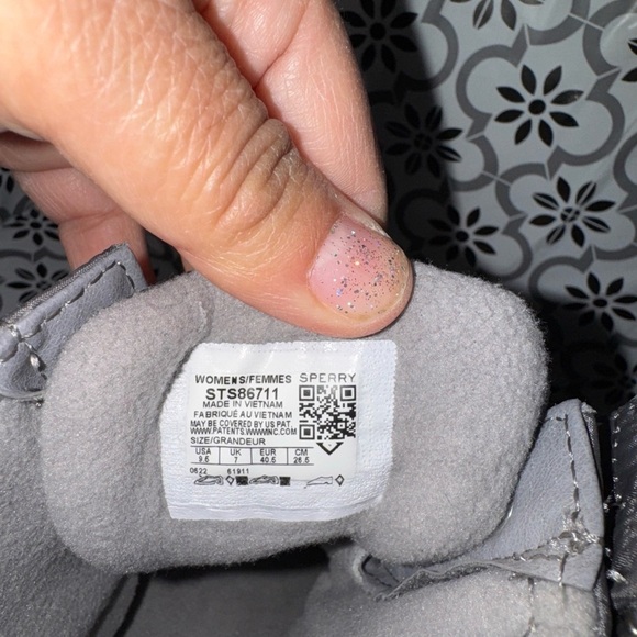 Sperry women’s nwt insulated Gray Duck Boots Sz 9.5 - Picture 6 of 13